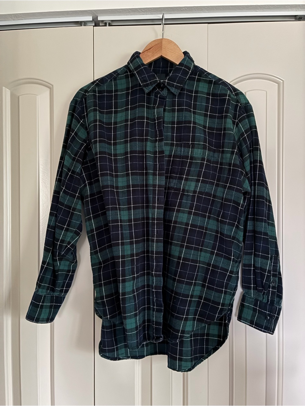 GAP Oversized Flannel Button-Up Shirt
